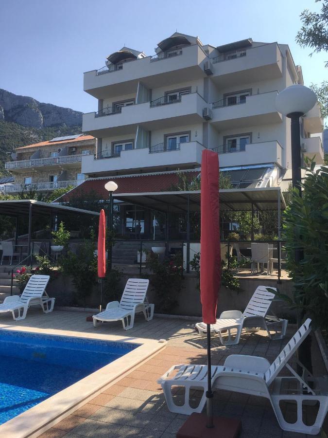 Hotel Lukas 格拉达茨 外观 照片