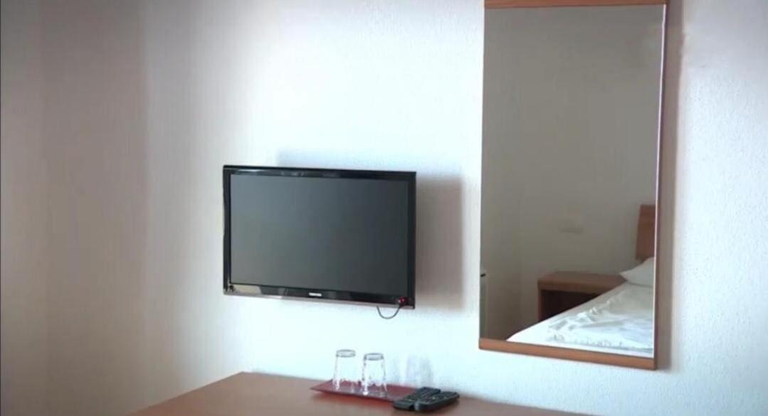 Hotel Lukas 格拉达茨 外观 照片